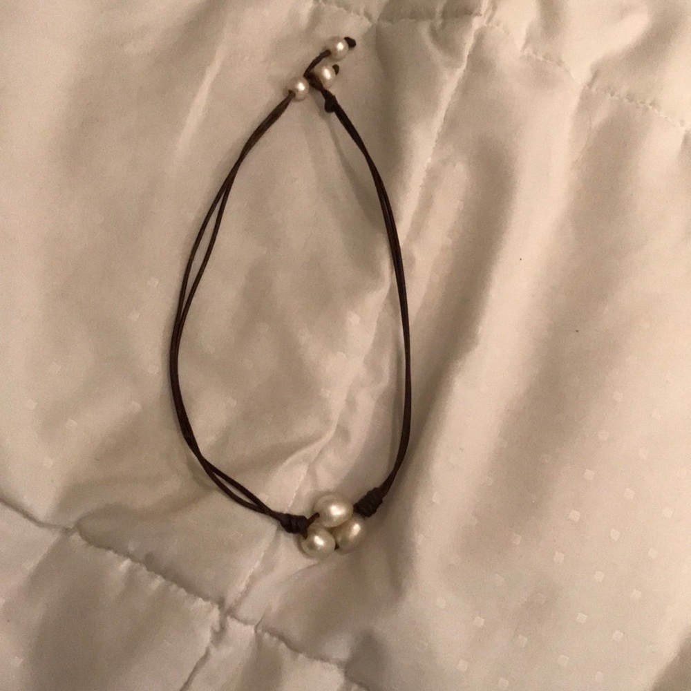 pearl necklace